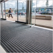 Pourquoi ce tapis d'entrée et de sécurité est le choix des experts ?